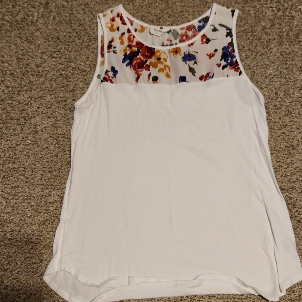 Floral Accent White Sleeveless Top
